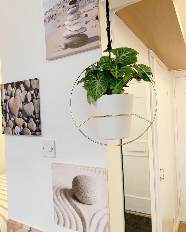Garden Beautiful Cozy Flat , Recent Decorated. Londres Exterior foto